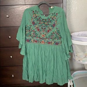 Green embroidered tunic